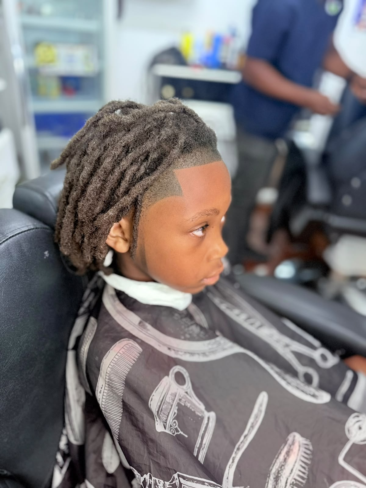 Young client with fresh retwist and edged lineup